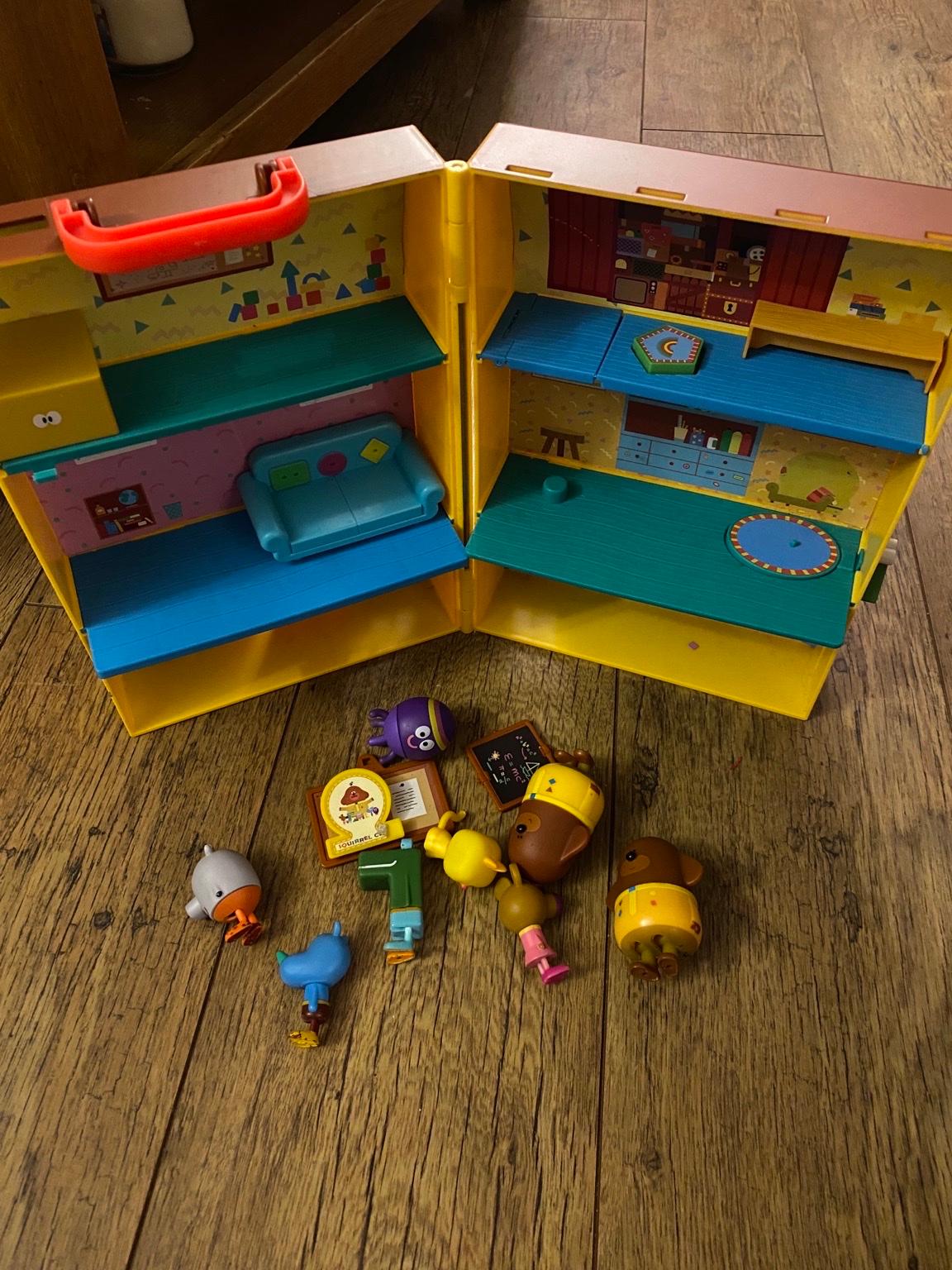 Hey Duggee House & Characters in B92 Solihull for £10.00 for sale | Shpock