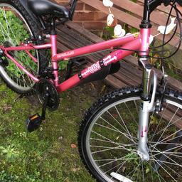 Girls Apollo vivid front suspension bike in good clean condition 24 inch wheels suit 7-10 yr old