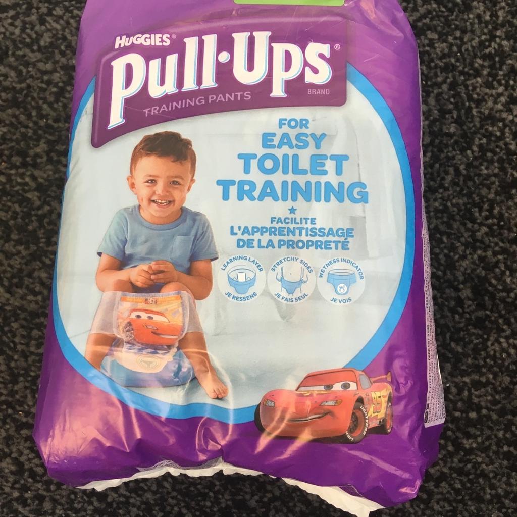 Huggies pull up toilet training pants new in RM15 Ockendon für 1,50