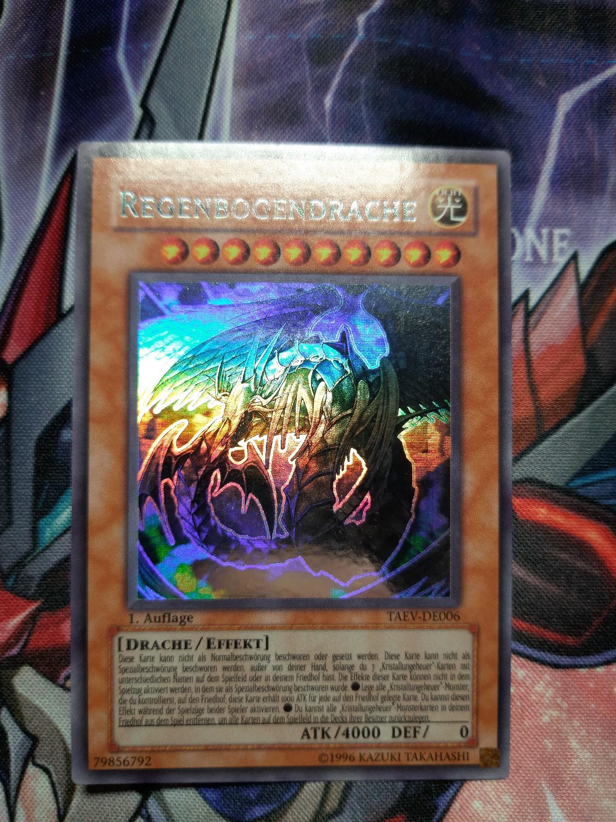 Yugioh Karte „Regenbogendrache“ – Ultra Rare, Deutsch, 1. Auflage, Inkl. Toploader