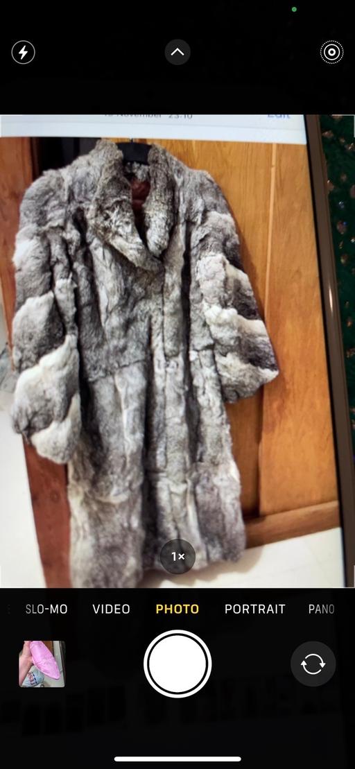 Buy & Sell Central London Queensway - Central London - Photos for Fur coat from France £150