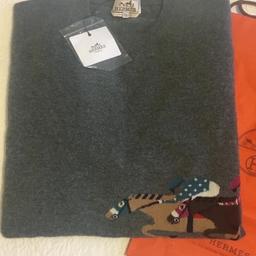 Brand new authentic Hermes 100% cashmere men’s jumper with jockeys steeple chase pattern in XXL size. Great for Christmas present. RRP around £1000