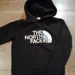 Kapuzenpullover
The North Face
Gr. 140
Super Zustand /Nur wenige Male getragen