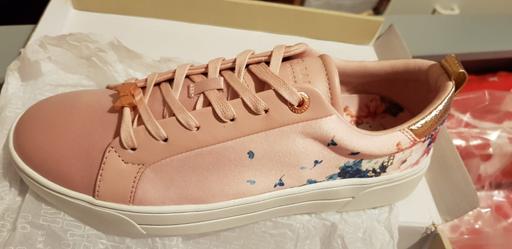 Buy & Sell West Midlands Birmingham - Photos for Ted Baker trainers