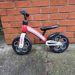 toddler balance bike with 9 inch wheels suitable for age 2-4 in good solid condition with just few scratches that you can barely see £15 collection halewood or could possibly deliver depending on location