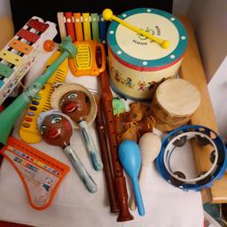 Children's Musical instruments Bundle. Maracas,drums, recorders, castanets etc. Collection from RG2 Whitley Wood