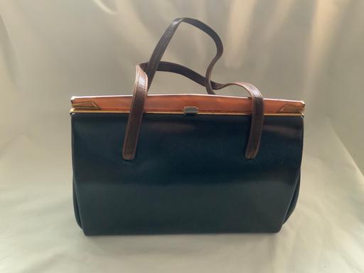 Buy & Sell South West London Roehampton - South West London - Photos for VINTAGE LEATHER EVENING LADIES BAG