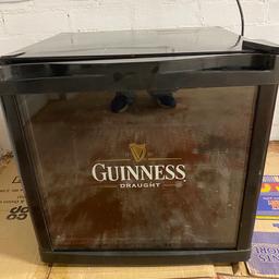 Works a treat. We've had this in our garage storing the extra beer 🍺🍺🍺. Perfect for Christmas drinks. Plugged in to show the buyer that it works.