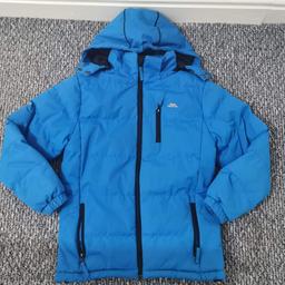 Trespass coat size 9-10. Has a small he in front, bearly noticable, otherwise good condition. Waterproof, Windproof.
Smoke and pet free home.

Collection L17 or can post for extra

Advertised elsewhere