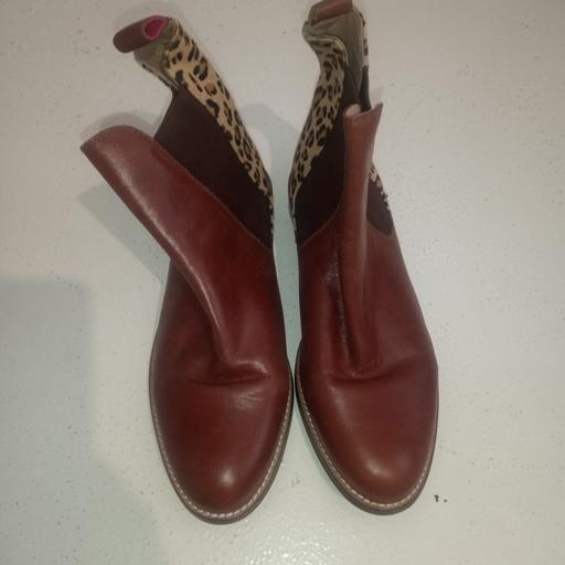 Buy & Sell North London Stroud Green - North London - Photos for Unisex Tan Animal Print Chelsea Boots