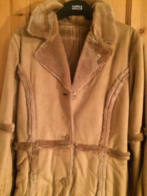 Buy & Sell Brent Kenton - Harrow - Photos for Ladies long faux fur coat