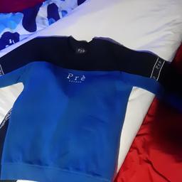 original pre london
sweater worn a couple of times still like new
joggers bnwt never worn