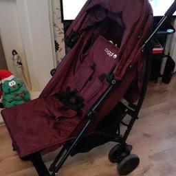 excellent condition comes with footmuff and  full raincover 
pick up kirkby