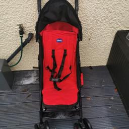 Chicco pushchair with raincover and footmuff good cond small rip which can be sewn good. Cond collection grangewood