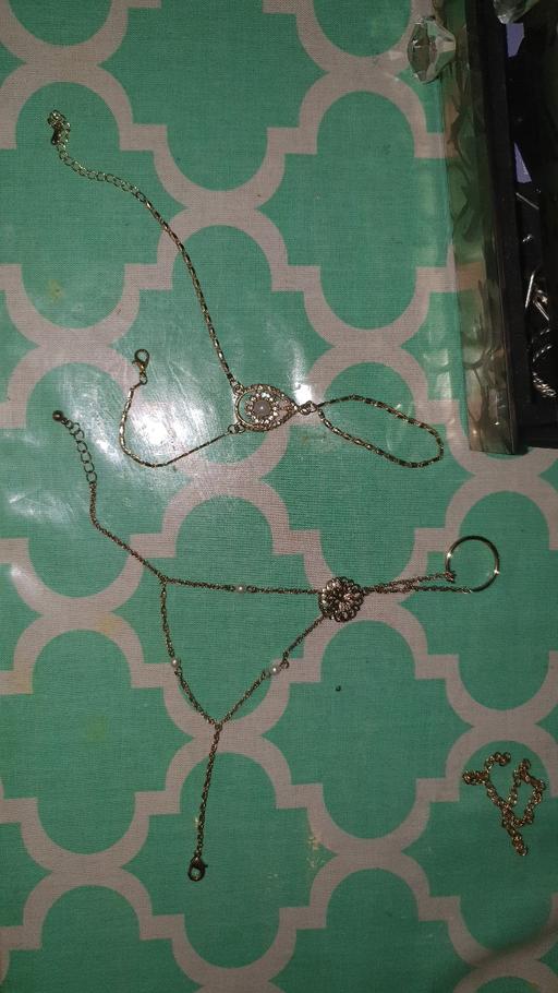 Buy & Sell East London Stepney Green - East London - Photos for 2 hand chains