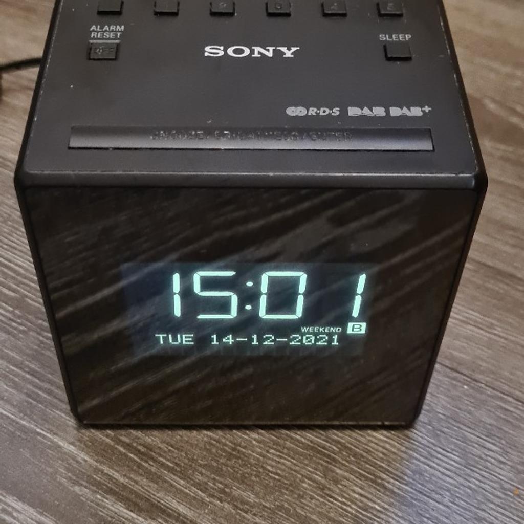 Sony XDRC1DBP DAB/DAB+/FM Clock Radio in SW19 London for £15.00 for