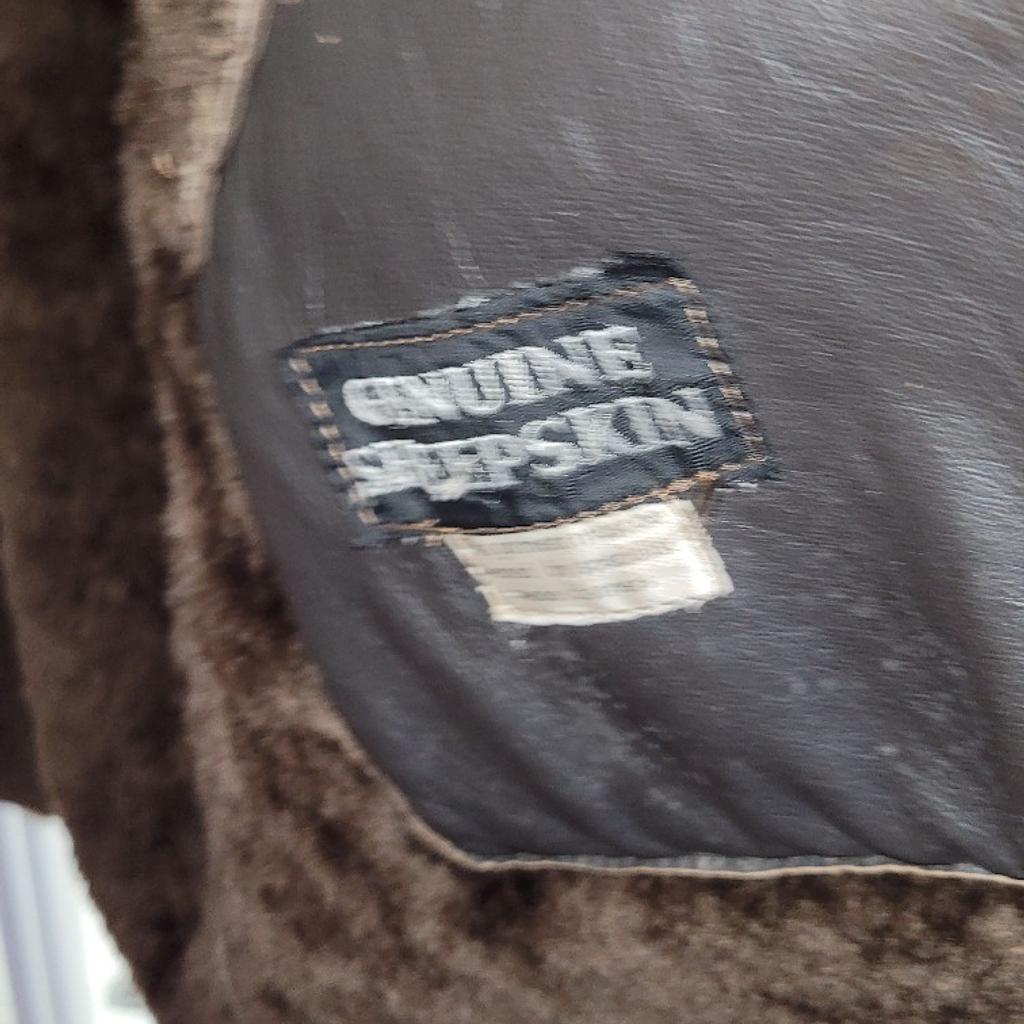 VINTAGE REAL SHEEPSKIN COAT in ME2 Strood für 95,00 £ zum Verkauf