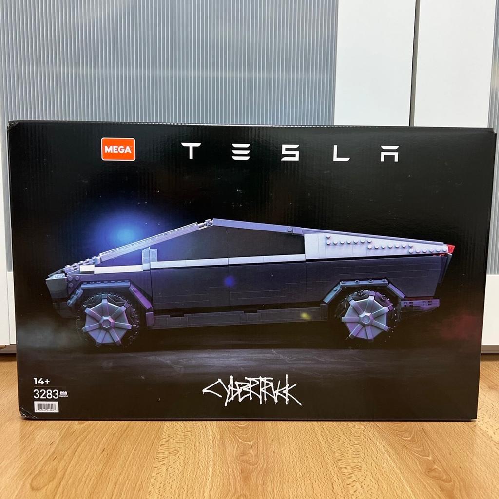 MEGA Tesla Cybertruck in 70173 Stuttgart für 550,00 € zum Verkauf