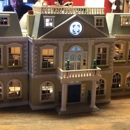 Classic sylvanian families grand mansion and loads of accessories. Comes from a smoke and pet free home. Collection only