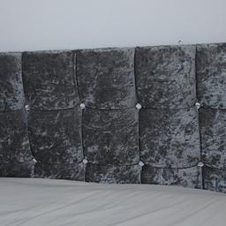 3/4 headboard only. silver crushed velvet with diamontes. excellent condition.
collection only.
£5