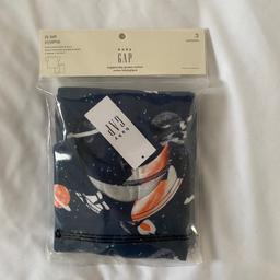 Boys GAP pjs
New in packaging
Size 3 years but come up very small, would fit 1-2year old
Collection southwater or I can post for additional £3.50 Royal Mail second class