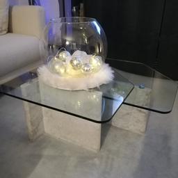 Verkaufe schönen zweiteiligen Glastisch mit echtem Marmorsockel.