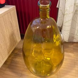 gelbe Glasflasche für Dekozwecke zu verkaufen