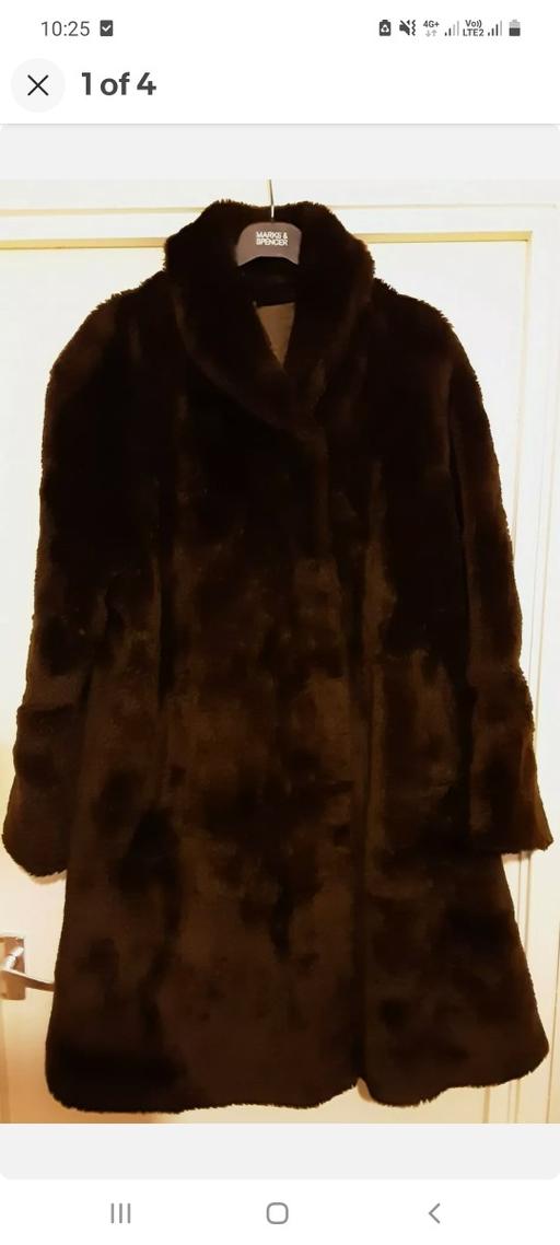 Buy & Sell North London De Beauvoir Town - North London - Photos for Brown Faux Fur Coat