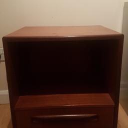 Perfect  condition bedside table , have 1 draw