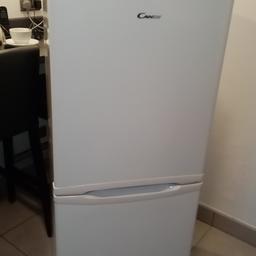Very clean
Functioning
Fridge Freezer
Height 53 inches/ 135cm
Iittle used 


⭕⭕Priced to sell so NO silly offers
❌❌ Will NOT ❌❌ accept less than £50

Can be seen working

Moving out hence sale

Collection only from B92 9JJ