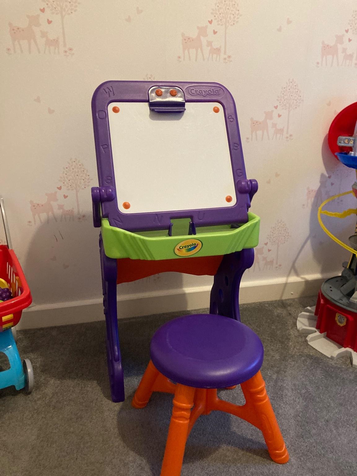Crayola drawing desk and stool in B24 Birmingham for free for sale Shpock