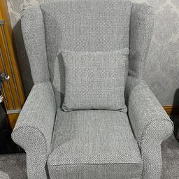 Brand new not even sat on, bought as part of sofa set but loosing too much space in the room therefore selling. Modern design very comfortable comes with cushion. Around 900 just for the chair. Selling less then half the cost.

Will deliver if required depending on radius