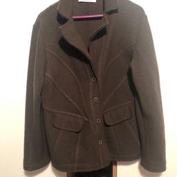 Giacca / blazer da donna in lana , sfoderato con fodera solo nelle maniche , color melanzana / borgogna, veste 44-46