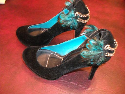 Buy & Sell Cheshire East Crewe - Cheshire East - Photos for TUK Gothic Feathered Harlot Platform Size 8