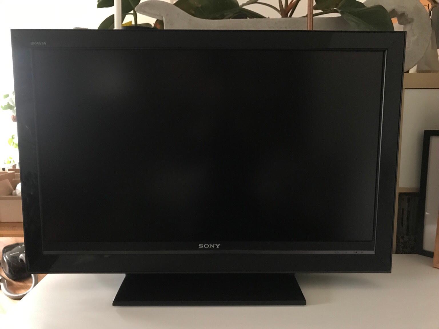 Sony Bravia KDL-40V3000, LCD-TV, 40‘‘ In 1200 KG Brigittenau Für 99,00 ...