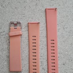 this strap came with my versa I have worn the small band so it has changed colour but otherwise in fab condition it is not broken.(reflected in price)with use the larger one has not been worn 
will consider postage if costs are covered