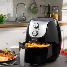Daewoo Air Fryer , been used a few times so it’s in excellent condition.  It’s a great air fryer! But I was bought a different one for Christmas. 
Any questions feel free to ask, these are still being sold on Amazon for £55.
Pick up only.