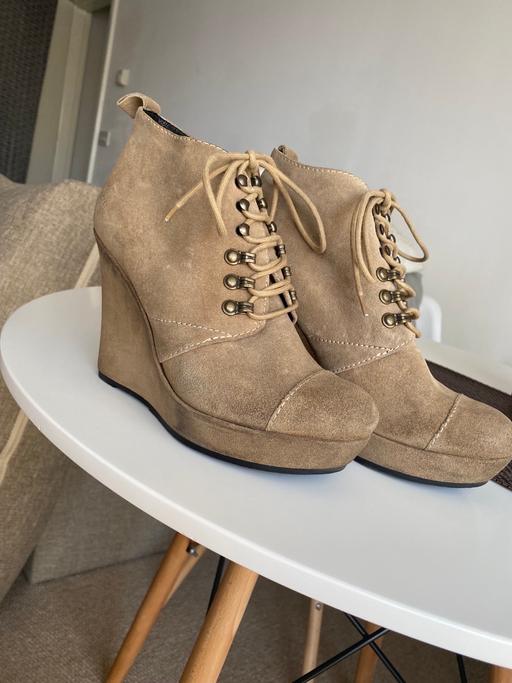 Buy & Sell South East London Old Kent Road - South East London - Photos for Diesel suede platform boots