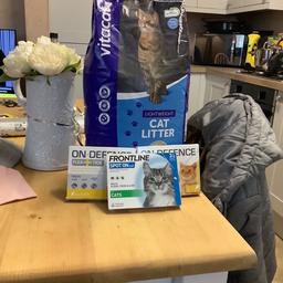 10 litres of unopened cat litter and 3 x pipettes of flea treatment all in date see pics. Our cat Milo died recently (blood clot, nothing contagious) so free to good home. Need gone asap.

No time wasters please. Collection only from Huddersfield.