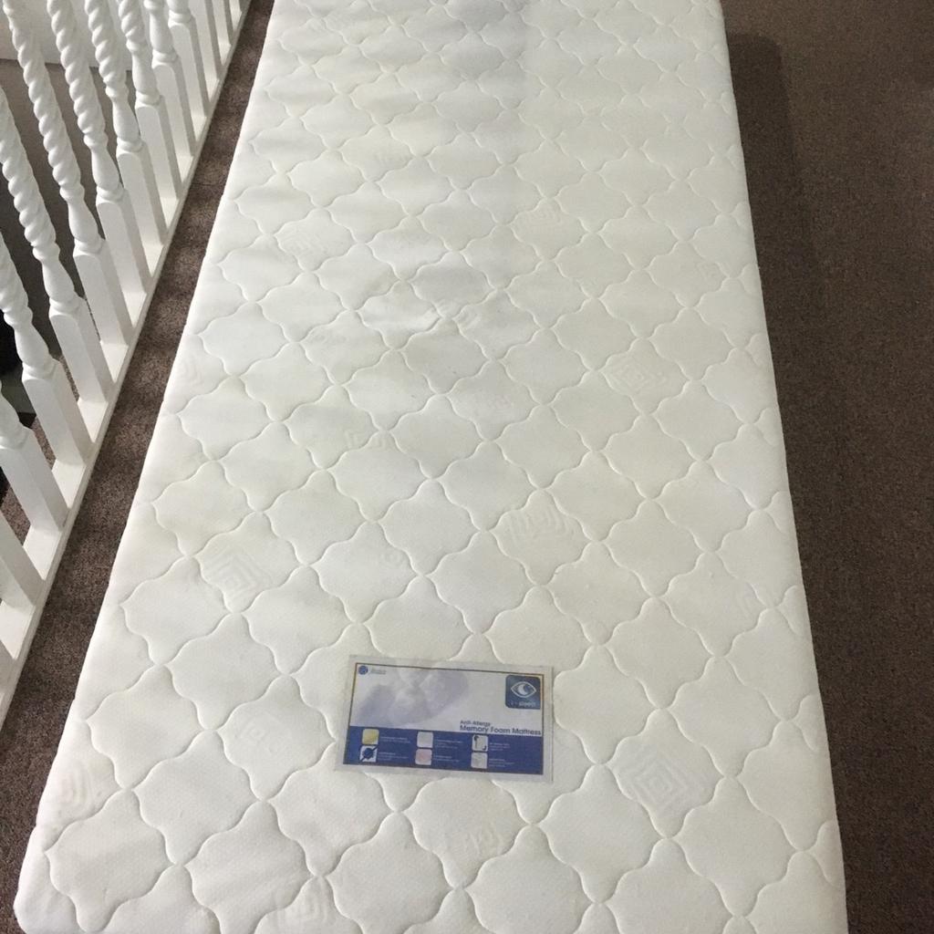 Single Memory Foam Bed Mattress in B37 Solihull for £50.00 for sale