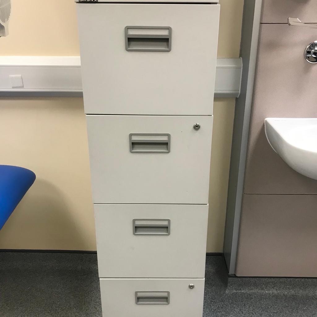 Silverline filing cabinet in LS11 Leeds für 15,00 £ zum Verkauf | Shpock DE
