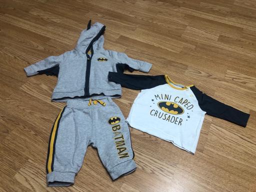 Buy & Sell Barking and Dagenham Romford - Barking and Dagenham - Photos for Baby 3 Piece Batman Tracksuit age 0-3 months