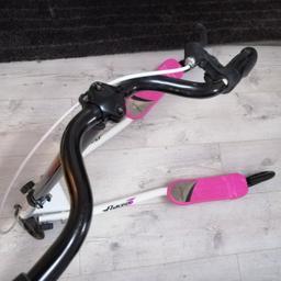 This a great fun scooter for girls from 5 and above. Just used a few times. Great condition.