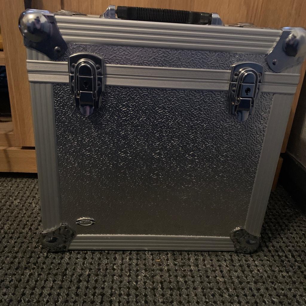 Bush Acoustics 12 inch record box in WF2 Wakefield for £15.00 for sale ...