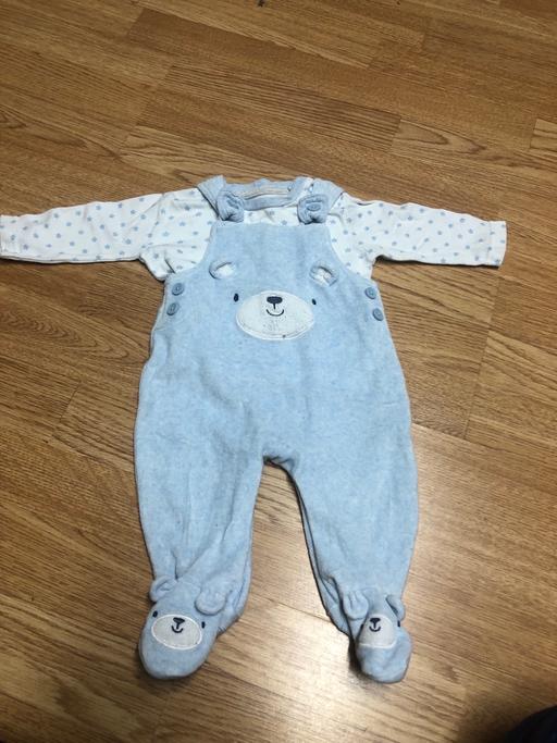 Buy & Sell Barking and Dagenham Romford - Barking and Dagenham - Photos for Baby Dungaree Set Age 0-3 months