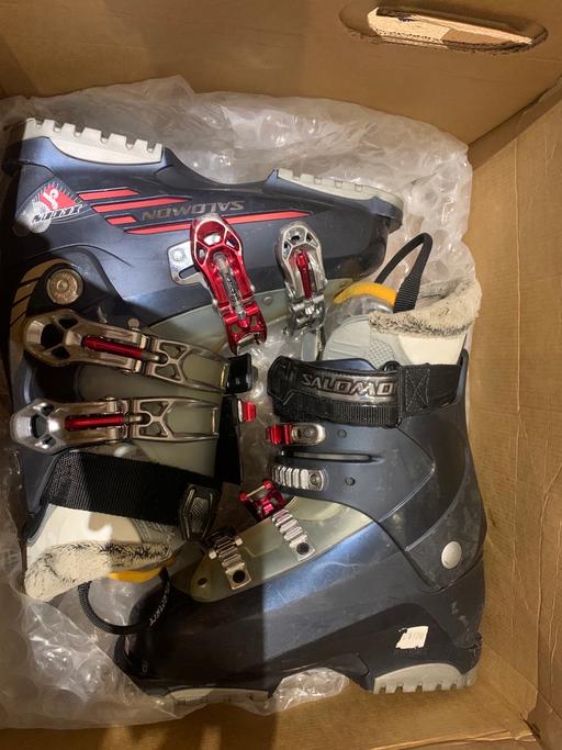 Buy & Sell Lancashire Blackpool - Photos for Salomon ski boots size 24