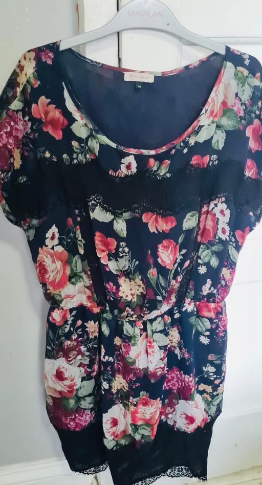 Buy & Sell Lancashire Blackburn with Darwen - Photos for Ladies dresses bundle