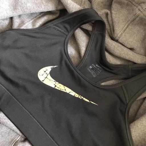 Buy & Sell Kent Medway - Kent - Photos for Nike sports bra