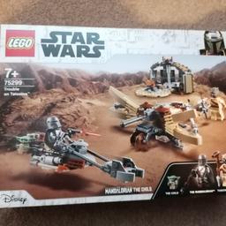 Hello here I have my sons Star wars trouble on tatooine set brand new and still sealed as he got 2 for Christmas great set for any fan or collector
Thanks for looking
