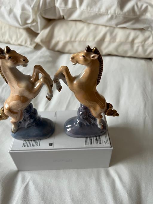 Buy & Sell West Yorkshire Leeds - Photos for Vintage ceramic two horses